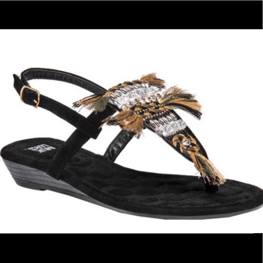 Muk Luks Lucille Thong Sandals